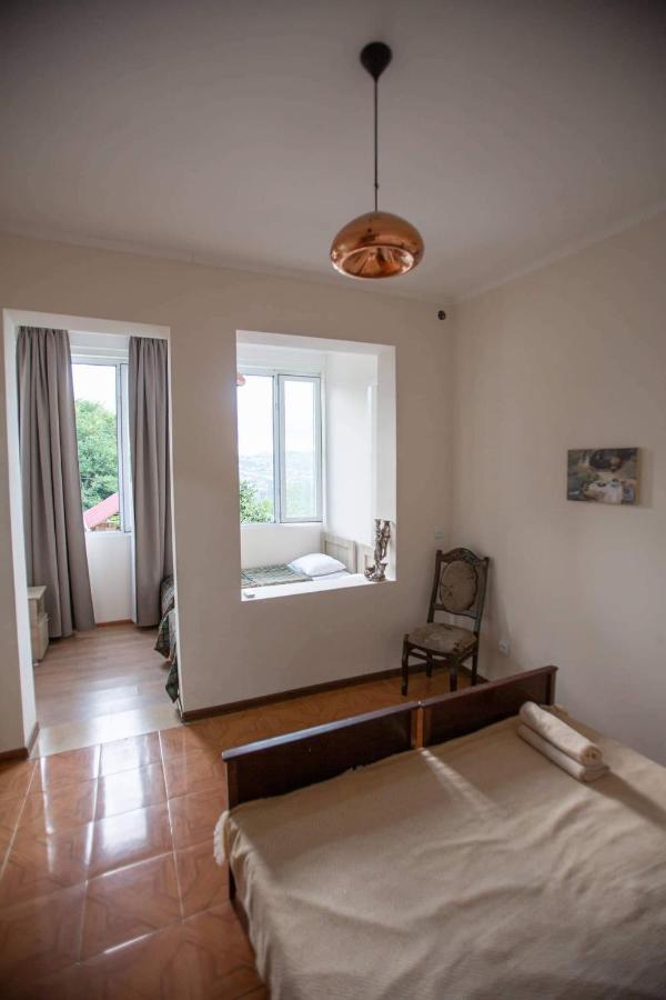 Green House Guest House Kutaissi Exterior foto