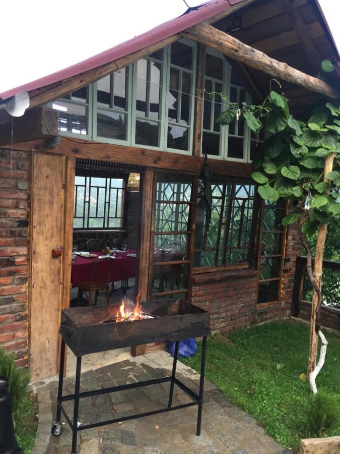 Green House Guest House Kutaissi Exterior foto